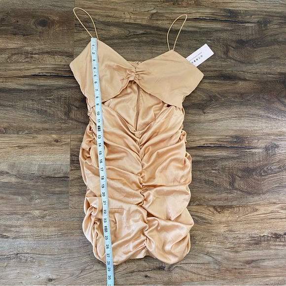 OH POLLY What I Want V neck Cut out Ruched Mini dress in Beige Gold satin NWT - Picture 10 of 11